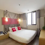 Ibis Beijing Tiantandongmen Metro Station Hotel