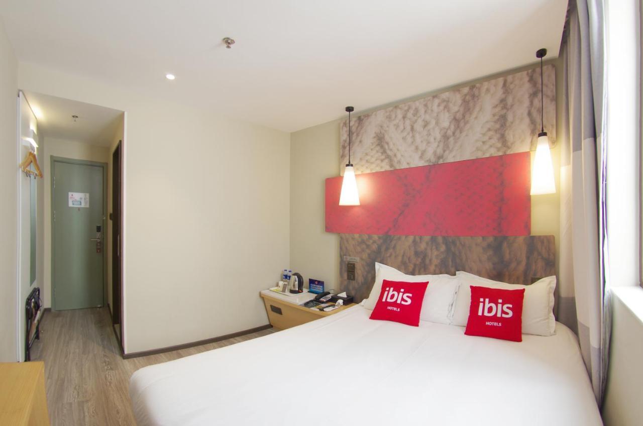 Ibis Tiantandongmen Metro Station Hotel